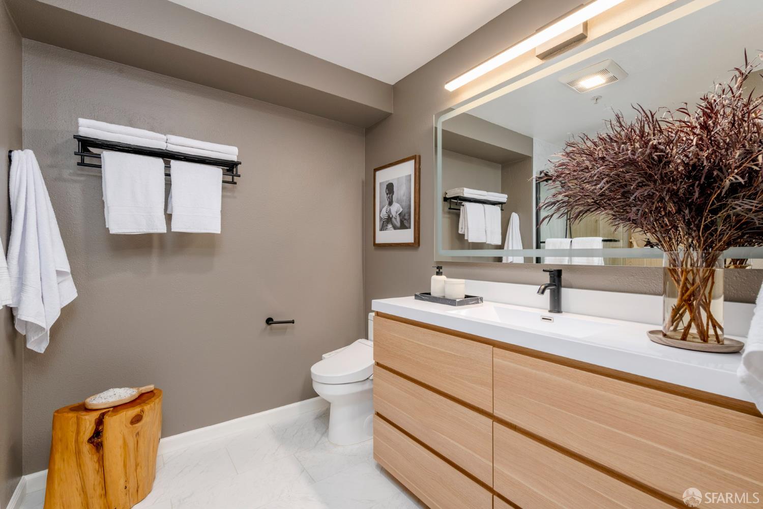 1970 Sutter Street # 107