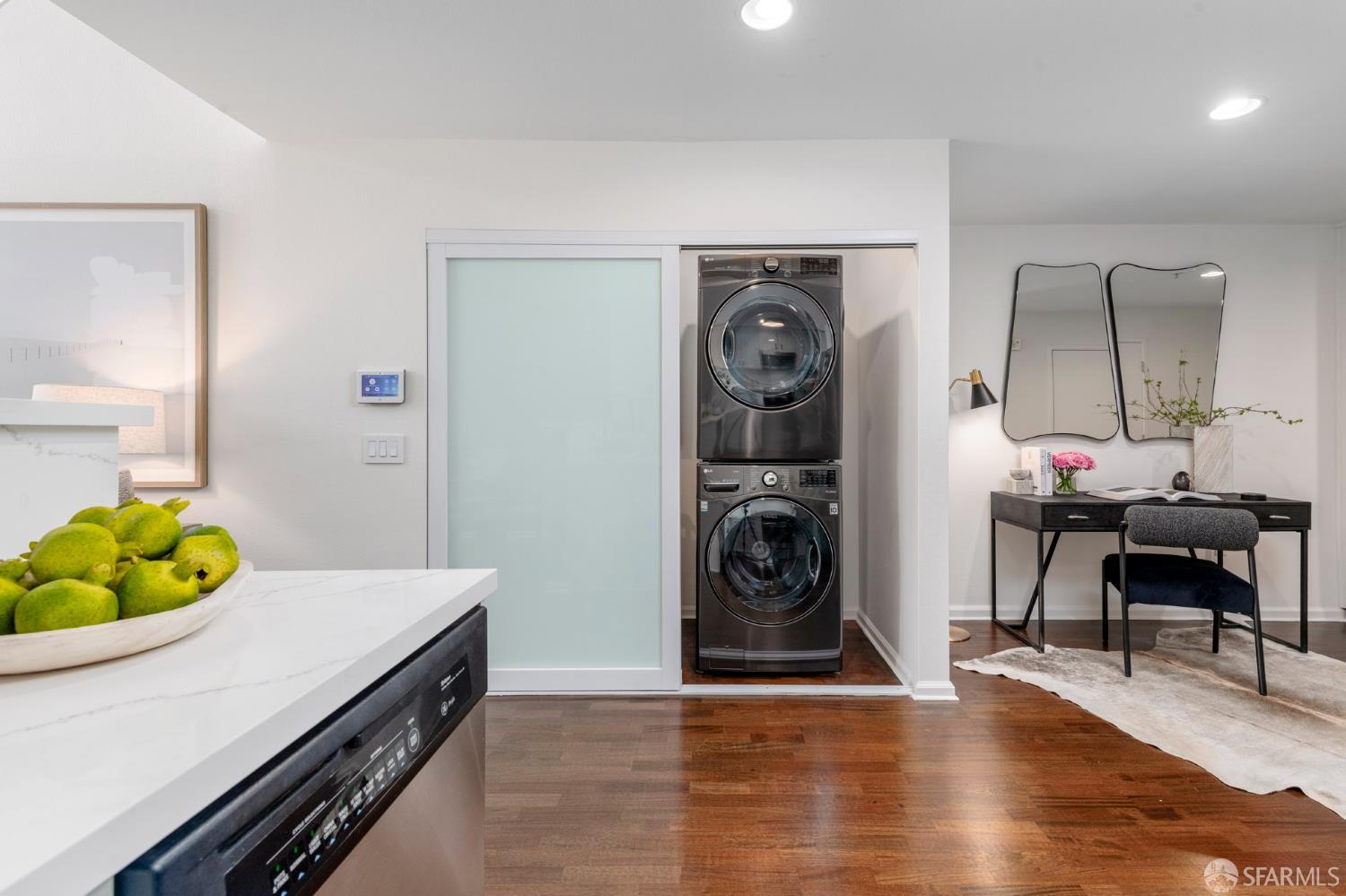 1970 Sutter Street # 107