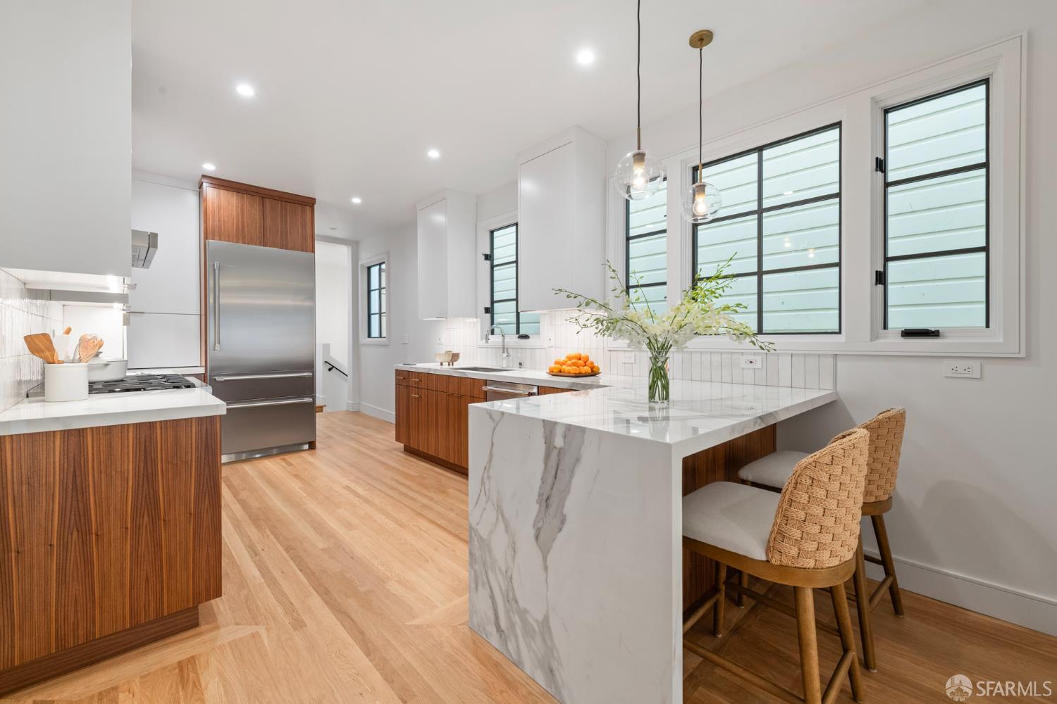 2534 Chestnut Street