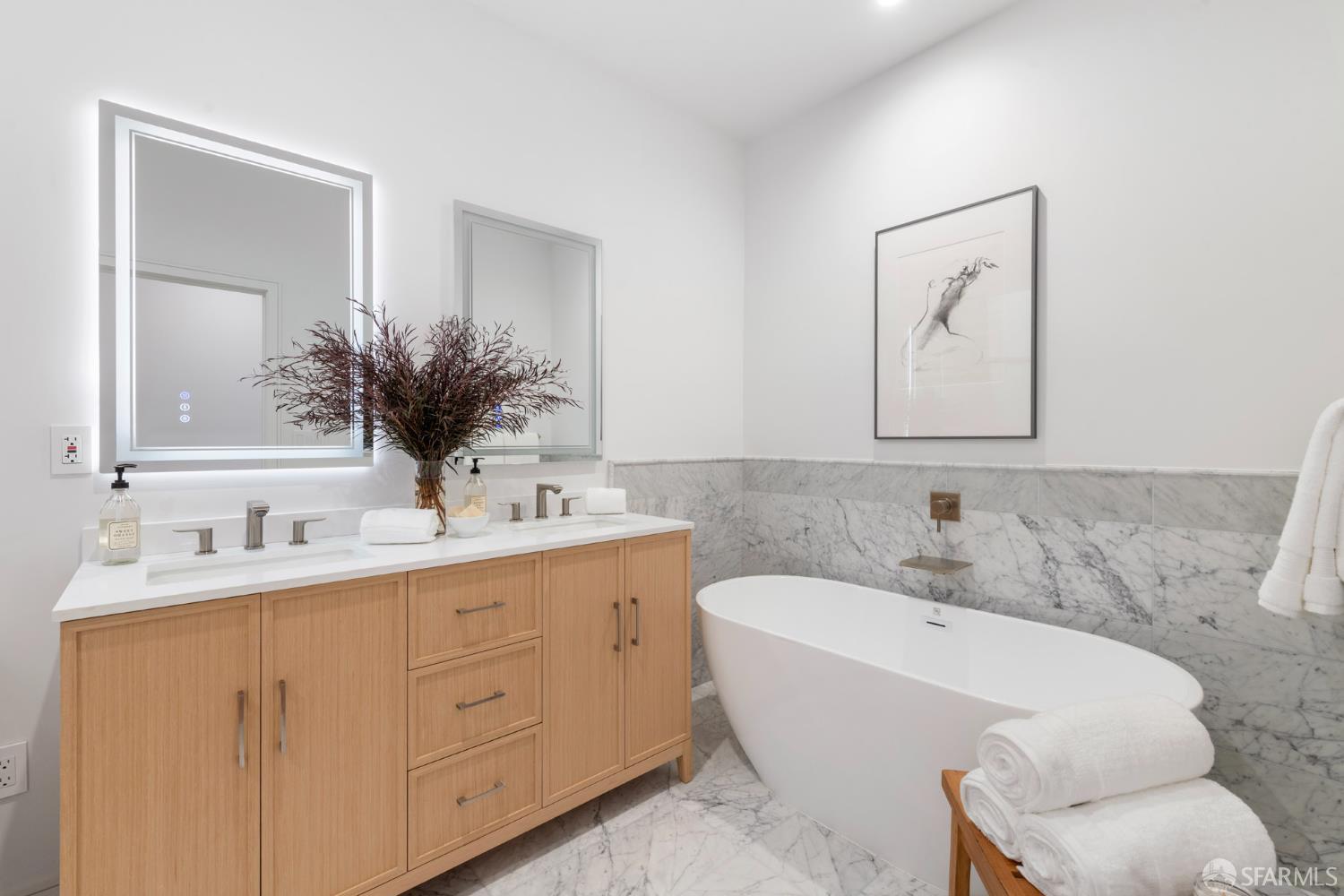 2534 Chestnut Street