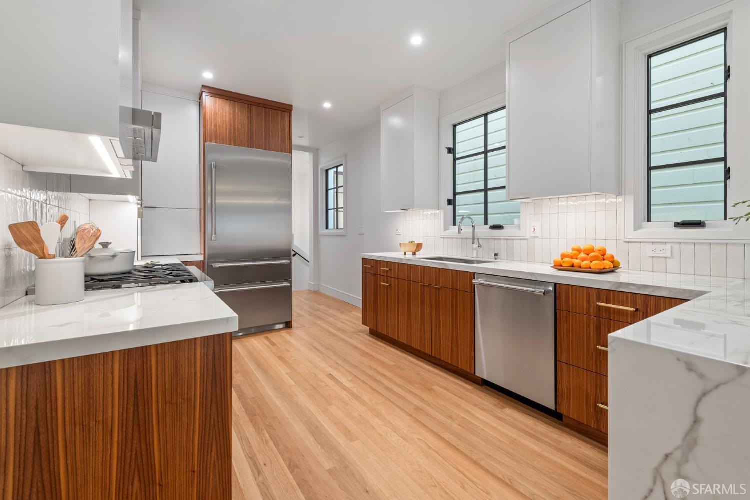 2534 Chestnut Street