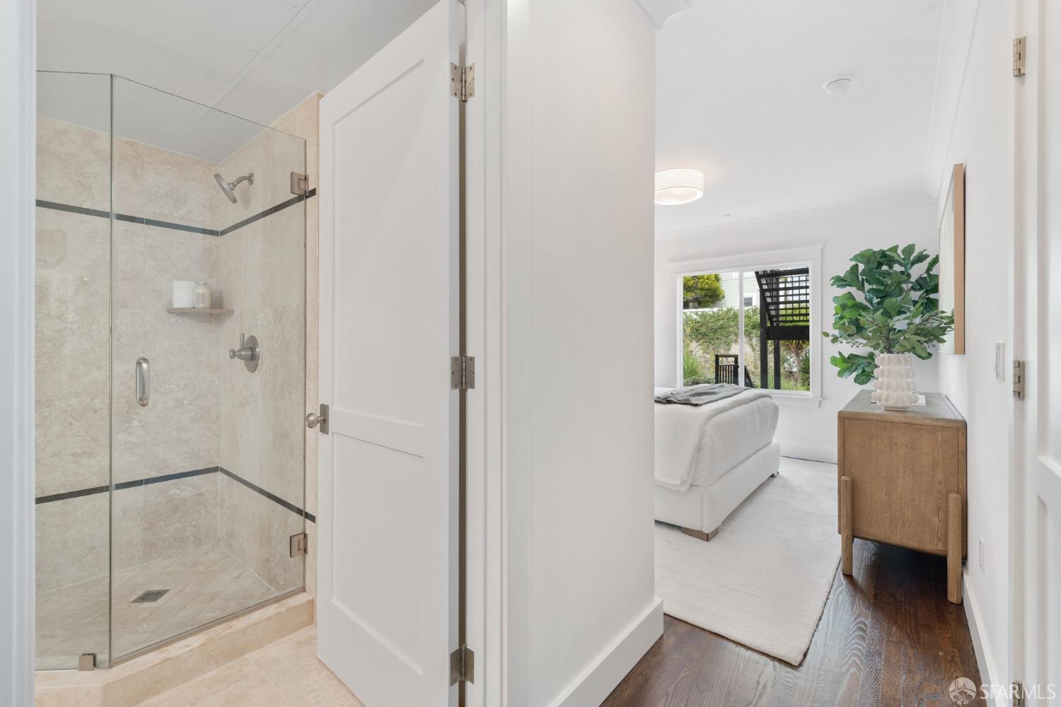 1218 Leavenworth Street # 4