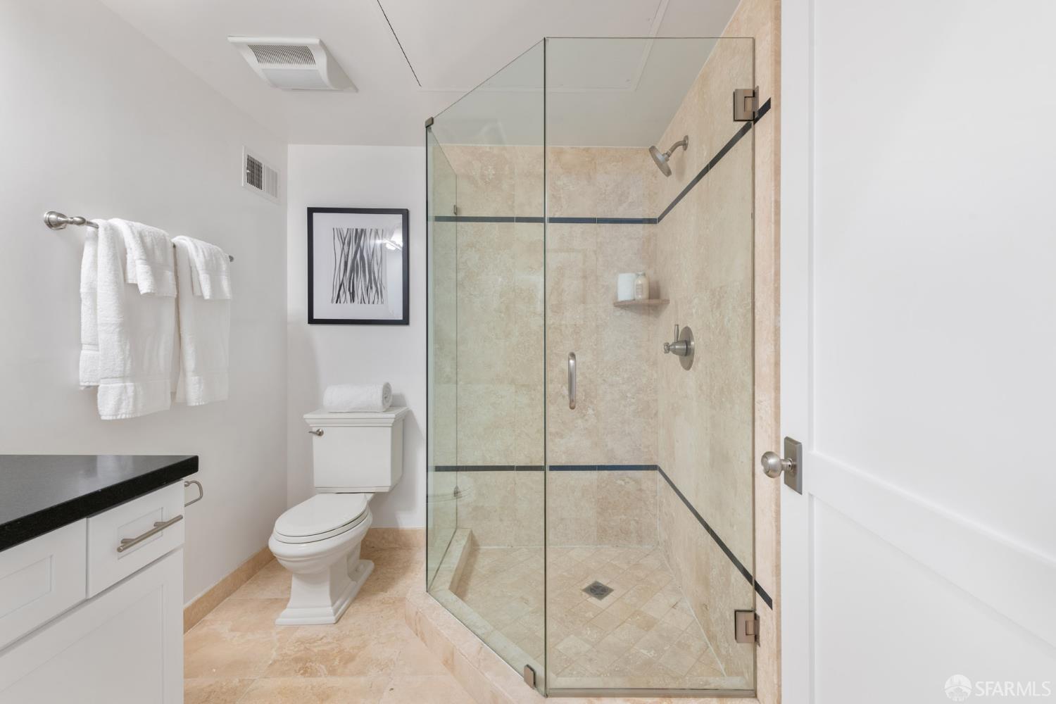 1218 Leavenworth Street # 4