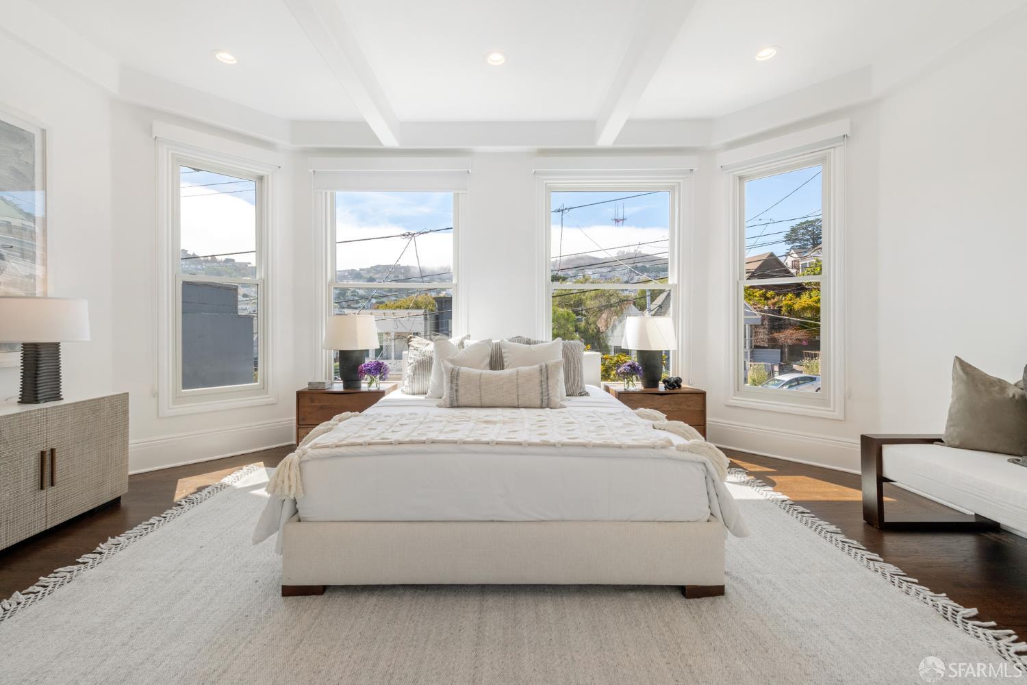 1119 Castro Street