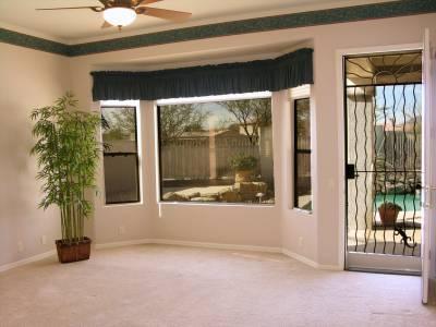 12993 N Woodburne Avenue