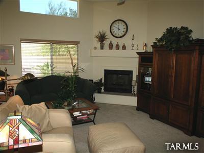 6218 N Silk Tree Place