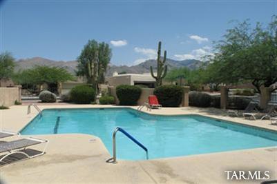 6218 N Silk Tree Place