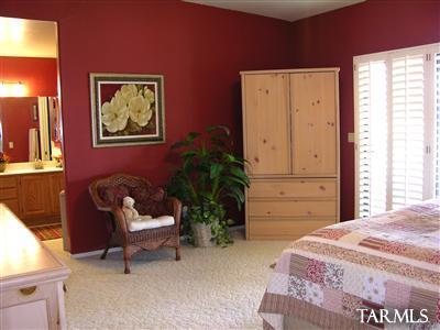 6934 W Hermitage Place