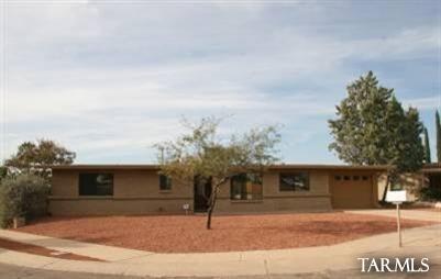 7311 E Toronto Street