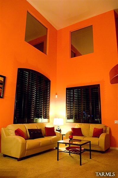 1009 W Leatherleaf Drive