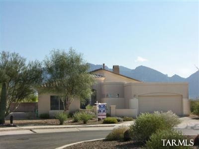 1219 W Acanthus Place