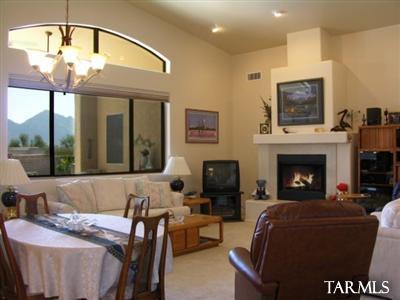 1219 W Acanthus Place