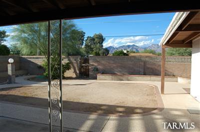 6179 E Hawthorne Street