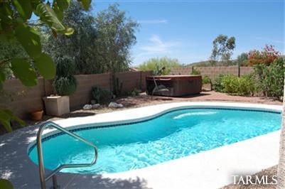 7802 E Sabino Hollow Court