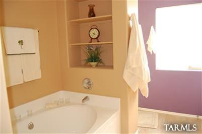 7802 E Sabino Hollow Court