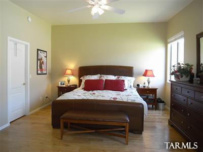 11852 N Potosi Point Drive