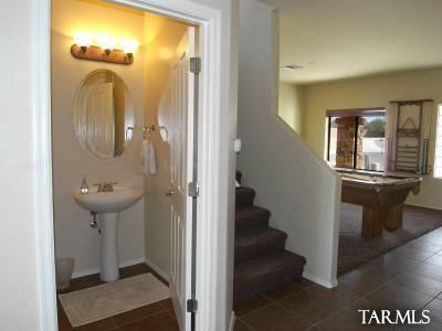 8261 N Converse Court