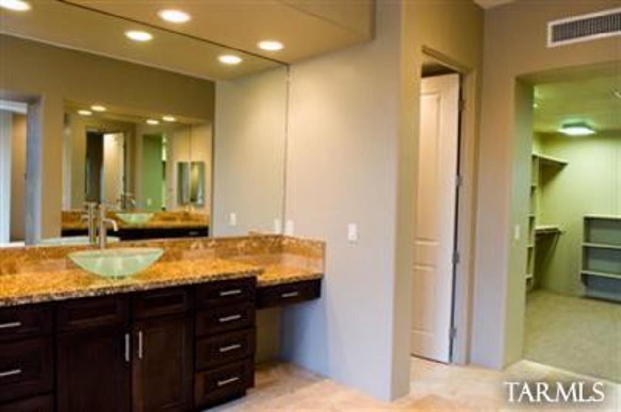 13947 N Bowcreek Springs Place