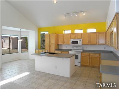 8649 N Ahwatukee Way