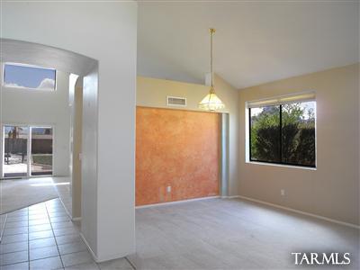 8649 N Ahwatukee Way