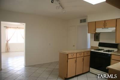 2801 N Castro Avenue