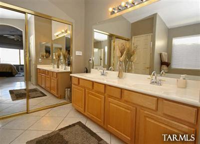 13480 N Wide View Drive