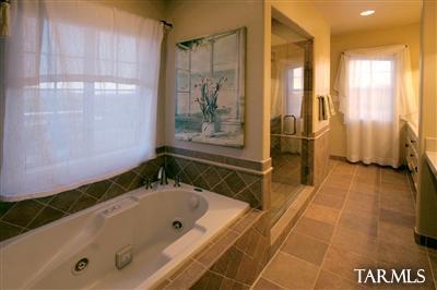 3020 N Amethyst Lane