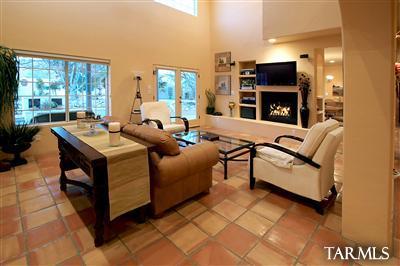 3020 N Amethyst Lane