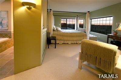 3020 N Amethyst Lane