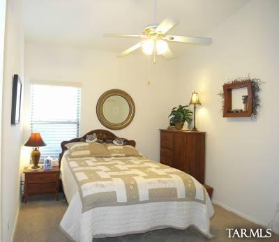 40026 S Mountain Shadow Drive