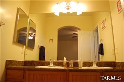 5460 N Mesquite Bosque Way