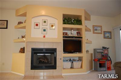 5460 N Mesquite Bosque Way