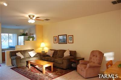 5460 N Mesquite Bosque Way