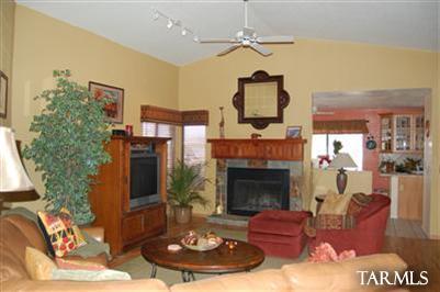 5147 E Woodspring Drive