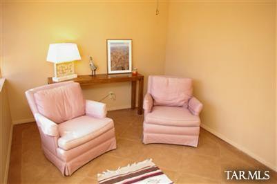 5602 E Lester Street