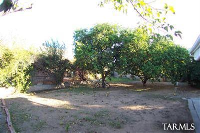 1230 N Belvedere Avenue