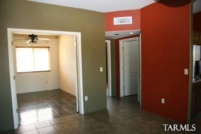 9273 N Whipsnake Way