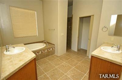 11532 N Moon Ranch Place