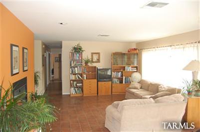 15825 N Roadrunner Ridge Lane