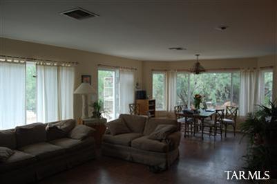 15825 N Roadrunner Ridge Lane