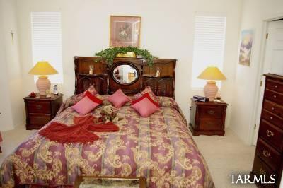 8114 W Greensleeves Way