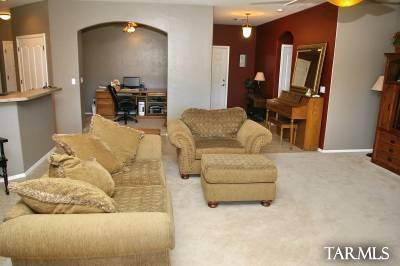 3726 E Fjord Pony Road