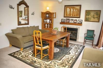 2691 W Camino Del Deseo