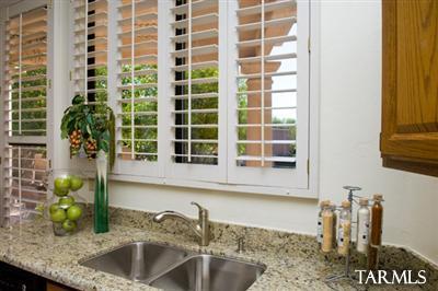 6162 N Via Del Pichon