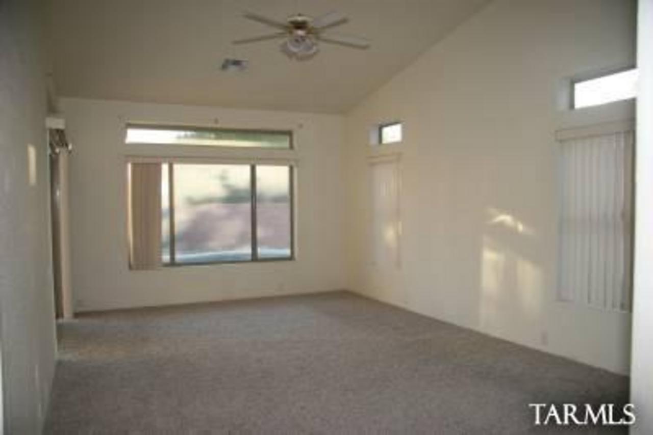 11026 N Canada Ridge Drive