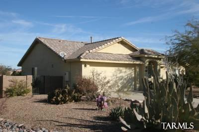 7146 W Resthaven Place