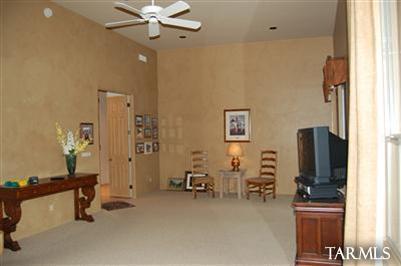 6440 N Desert Wind Circle