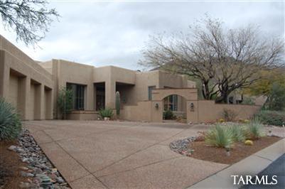 6440 N Desert Wind Circle