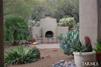 6440 N Desert Wind Circle