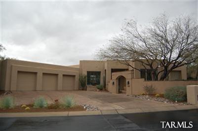 6440 N Desert Wind Circle